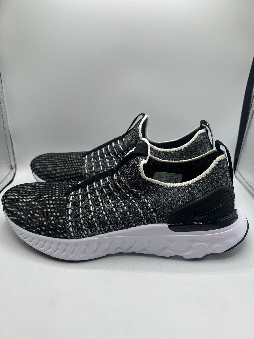 Nike React Phantom Run Flyknit 2 ‘Oreo' size 9.5w